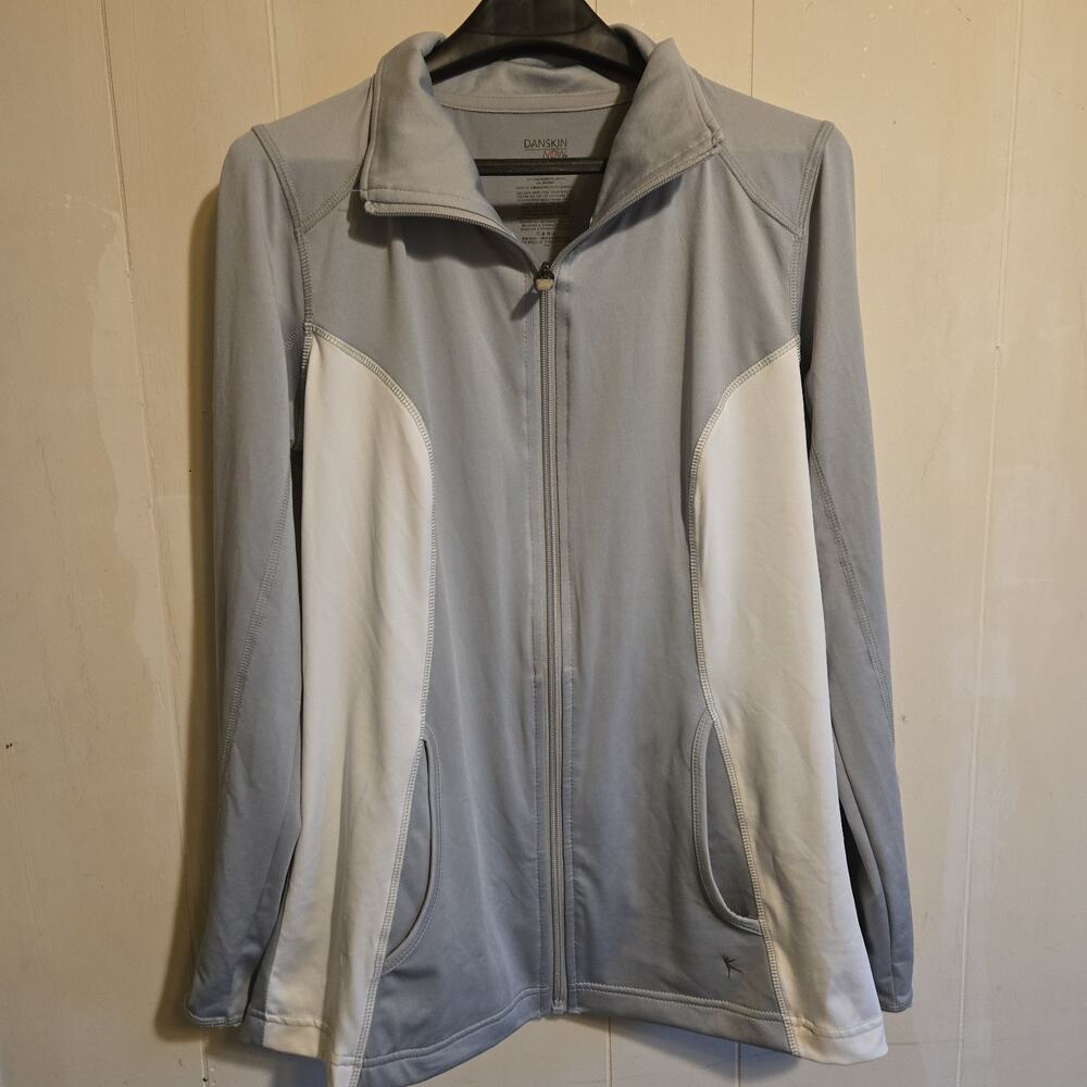 Danskin Now Athletic Jacket Semi Fitted M (8-10) Gray/White Dri More Long Sleeve